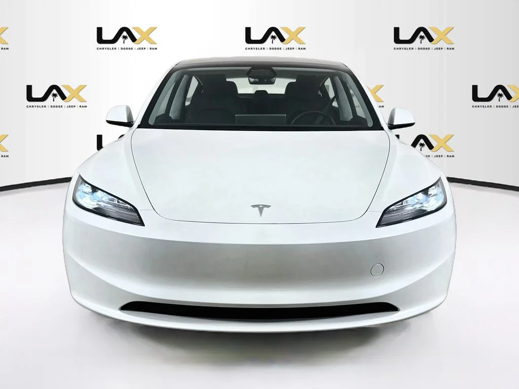 Used 2025 White Tesla Long Range image 2