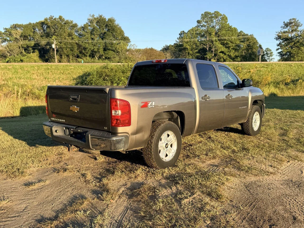 Used 2013 Pewter Chevrolet LT 4x4 4dr Crew Cab 5.8 ft. SB image 5