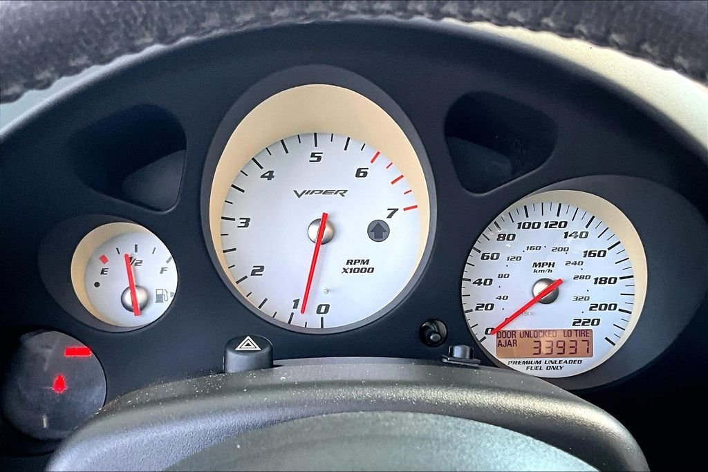 Used 2005 Black Dodge SRT10 image 16