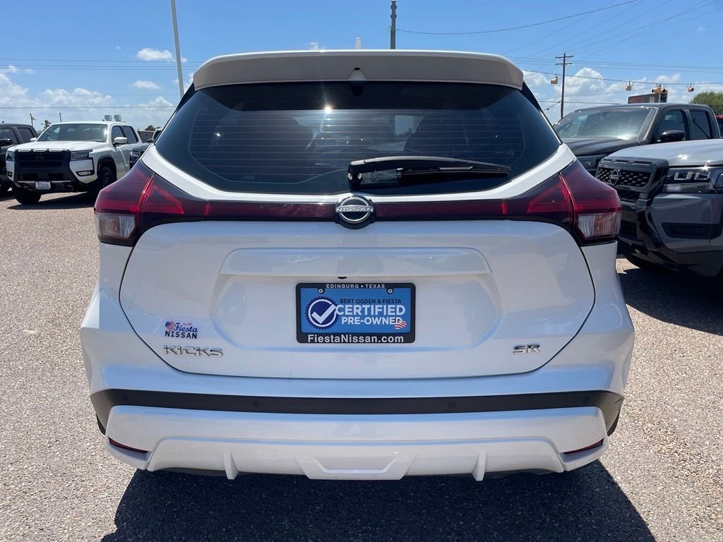 Used 2024 White Nissan SR image 6