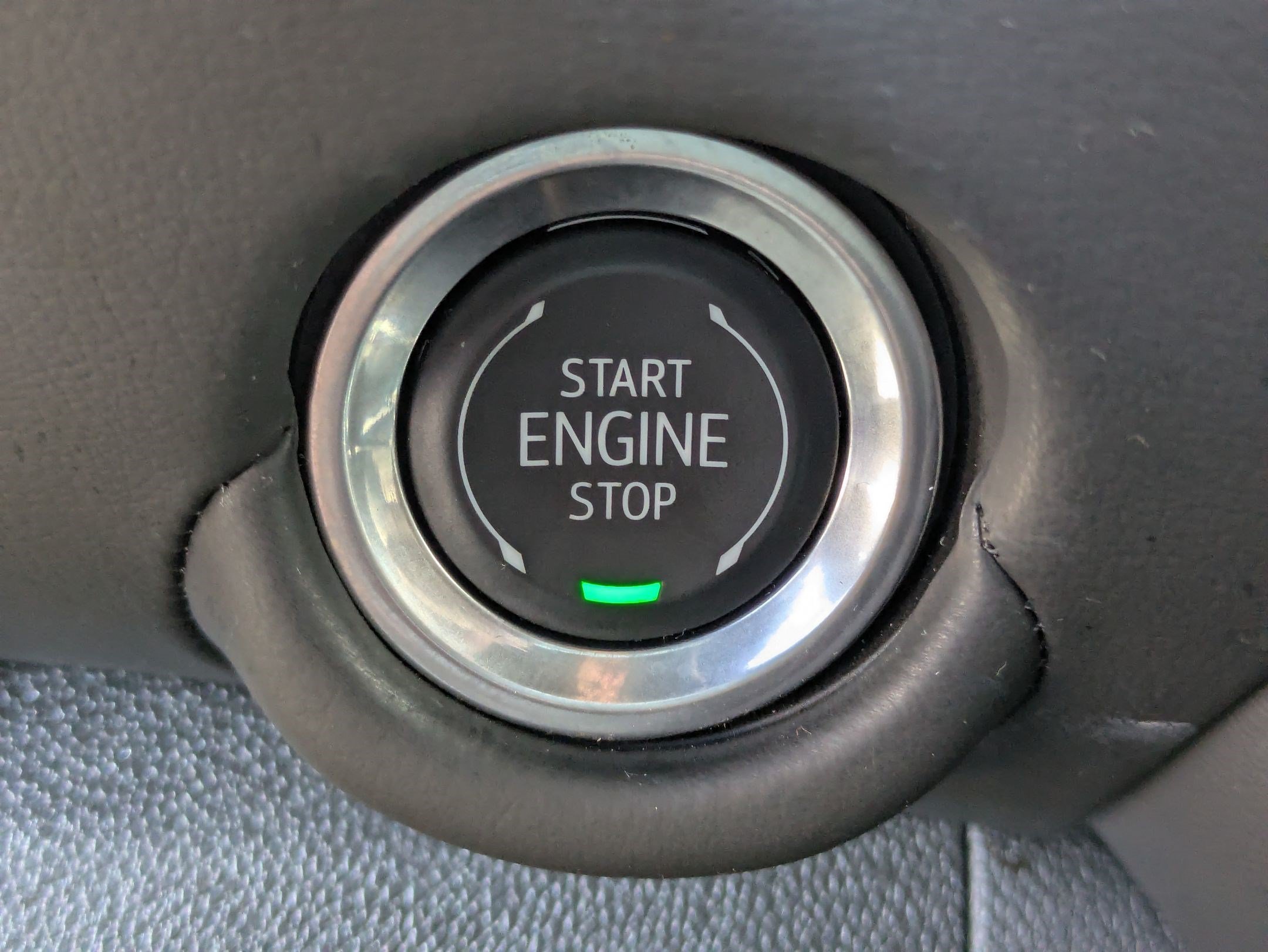 Used 2025 Black Chevrolet Z71 image 19