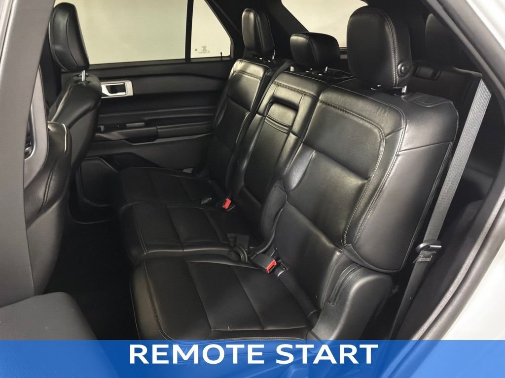 Used 2020 Oxford White Ford XLT image 18