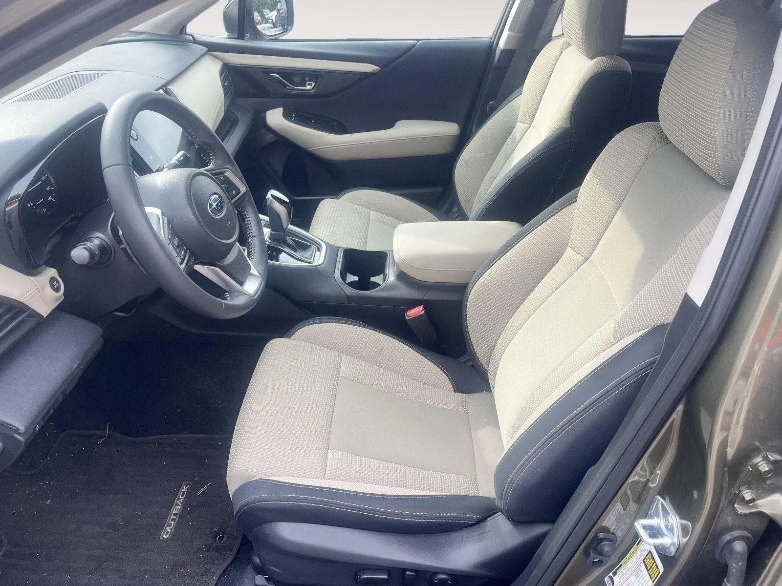 Used 2025 Autumn Green Metallic Subaru Premium image 36