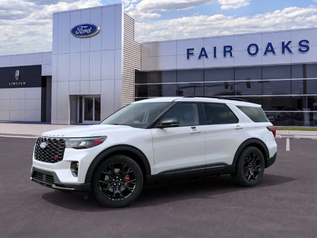 New 2027 Star White Metallic Tri-Coat Ford ST image 1