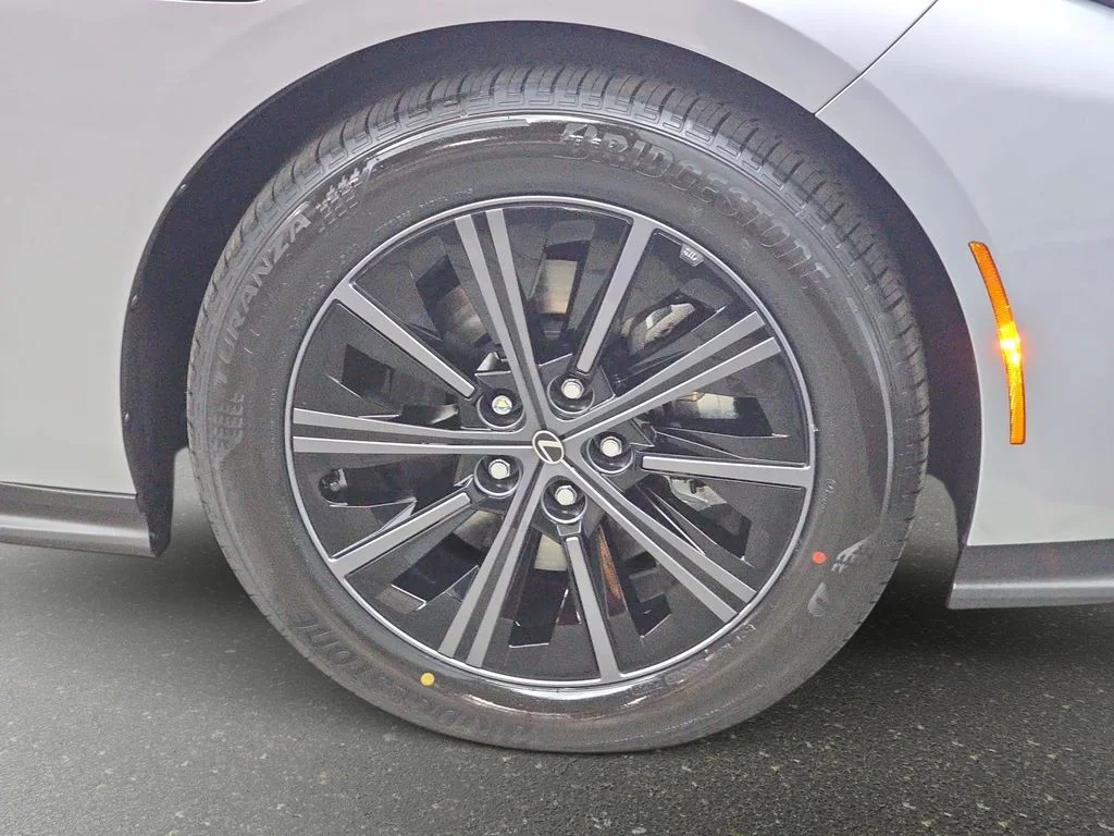 New 2026 Iridium Lexus PREMIUM AWD image 29
