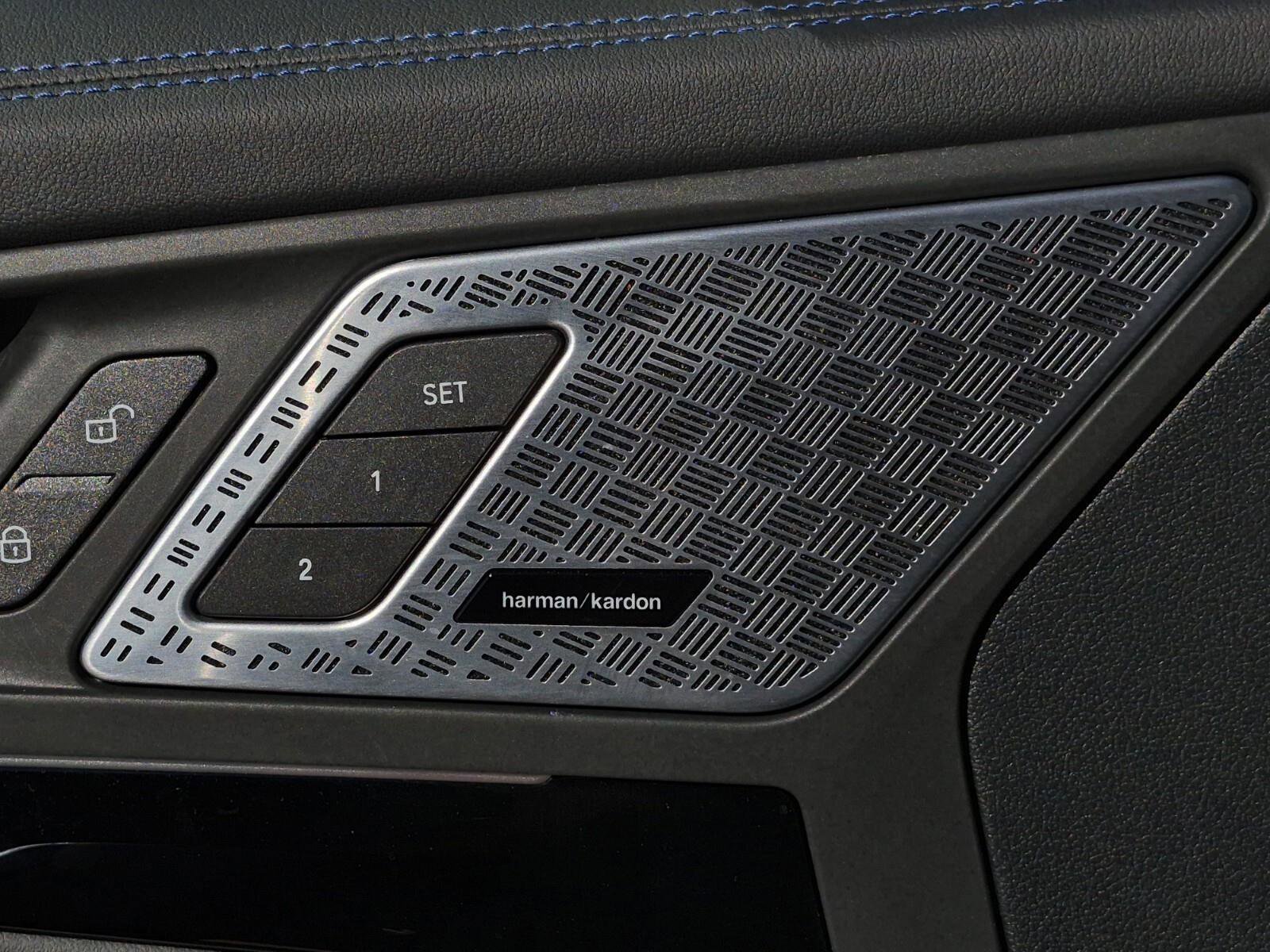 2025 BMW X1 28i - Photo 24