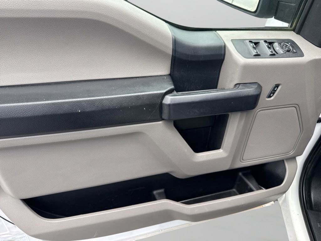 Used 2020 Oxford White Ford XL image 20