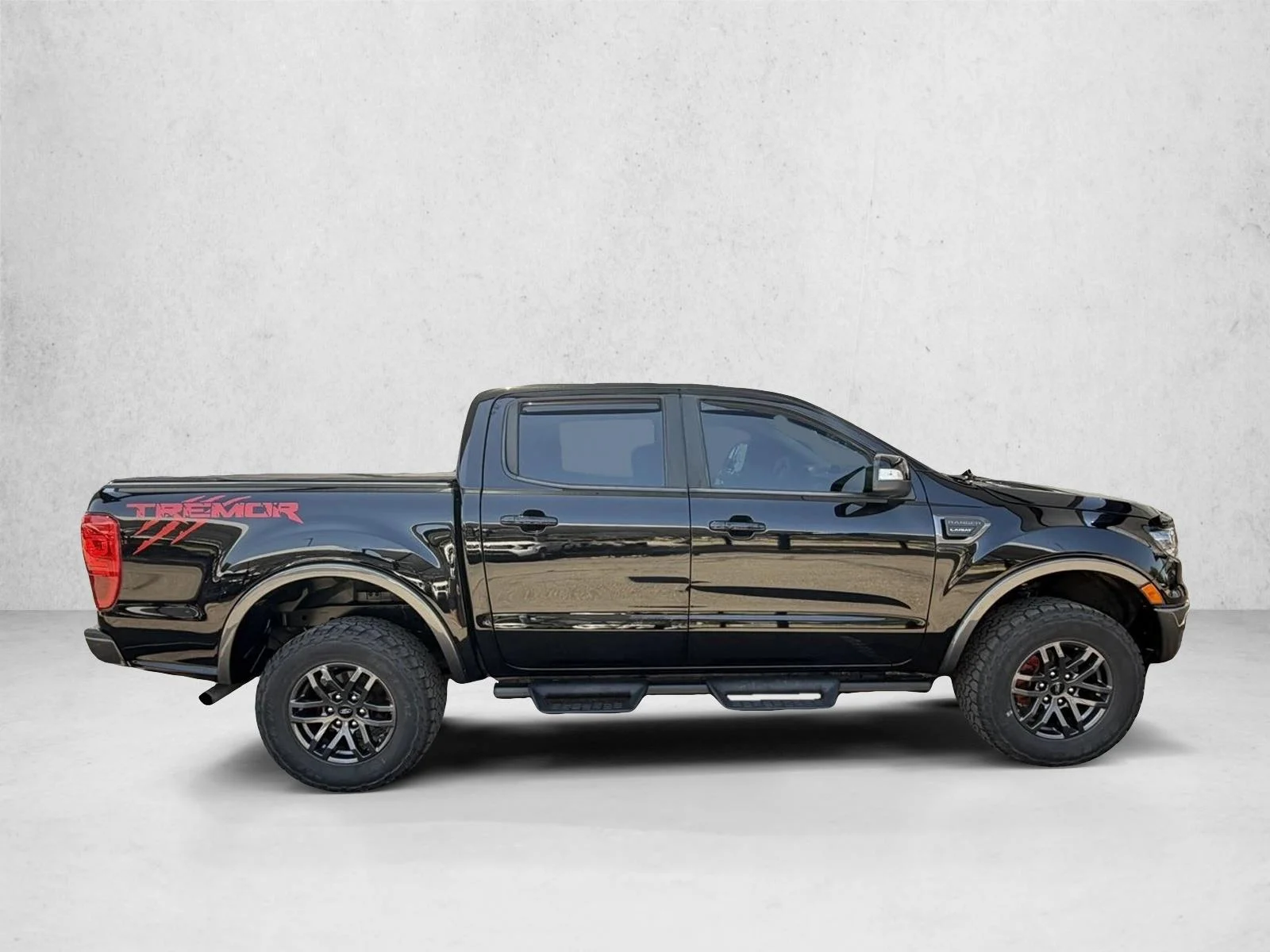 Used 2023 Shadow Black Ford LARIAT image 4
