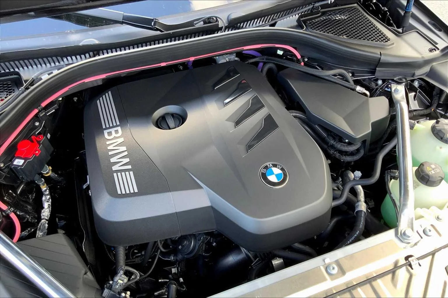 New 2026 Dark Graphite Metallic BMW 30 xDrive image 17