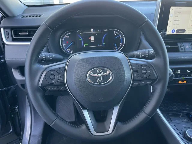 Used 2025 Gray Toyota XLE Premium image 14