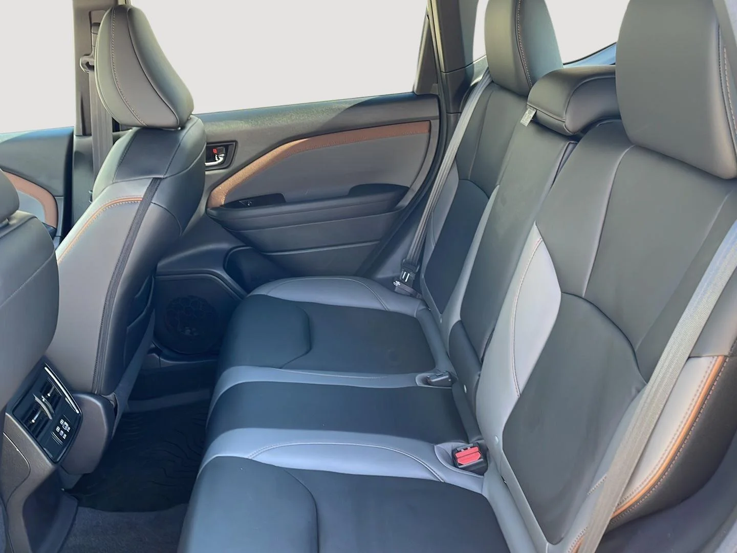 Used 2026 River Rock Pearl Subaru Sport image 20
