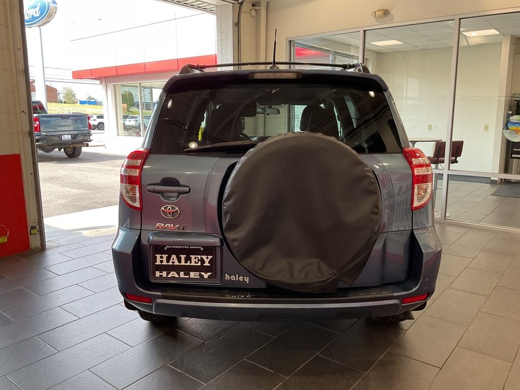 Used 2012 Blue Toyota Base image 7