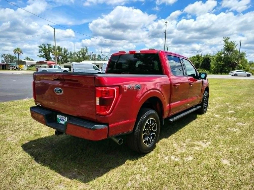 Used 2021 Red Ford XLT 4X4 CREW 5.0 image 5