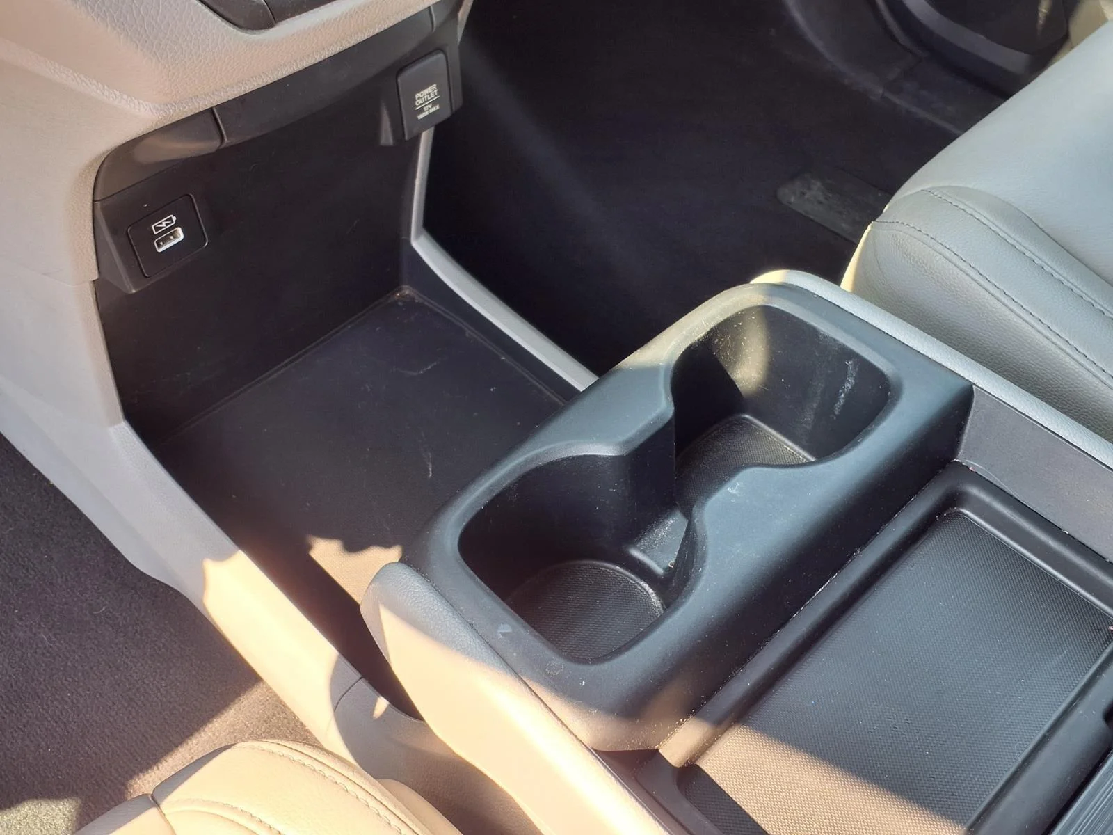 Used 2021 Obsidian Blue Pearl Honda  image 7