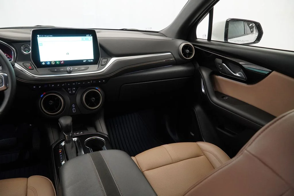 Used 2025 Beige Chevrolet Premier image 13