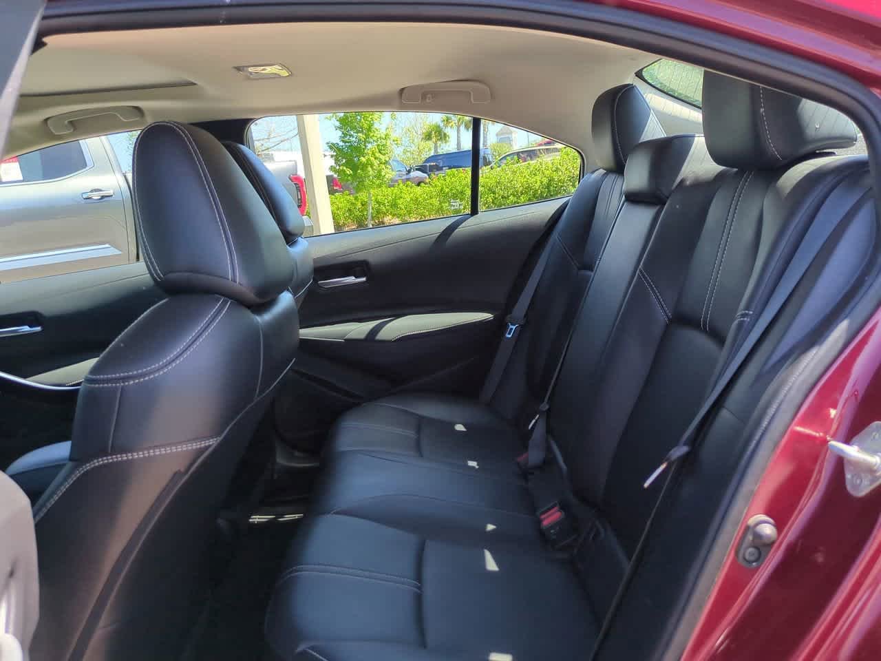 2022 Toyota Corolla XLE - Photo 13