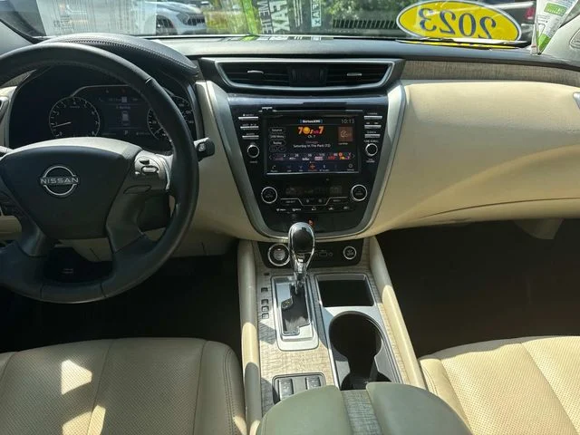 Used 2023 White Nissan SL image 21