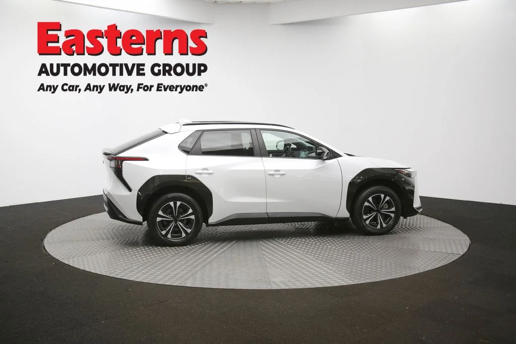 Used 2023 White Toyota XLE image 43