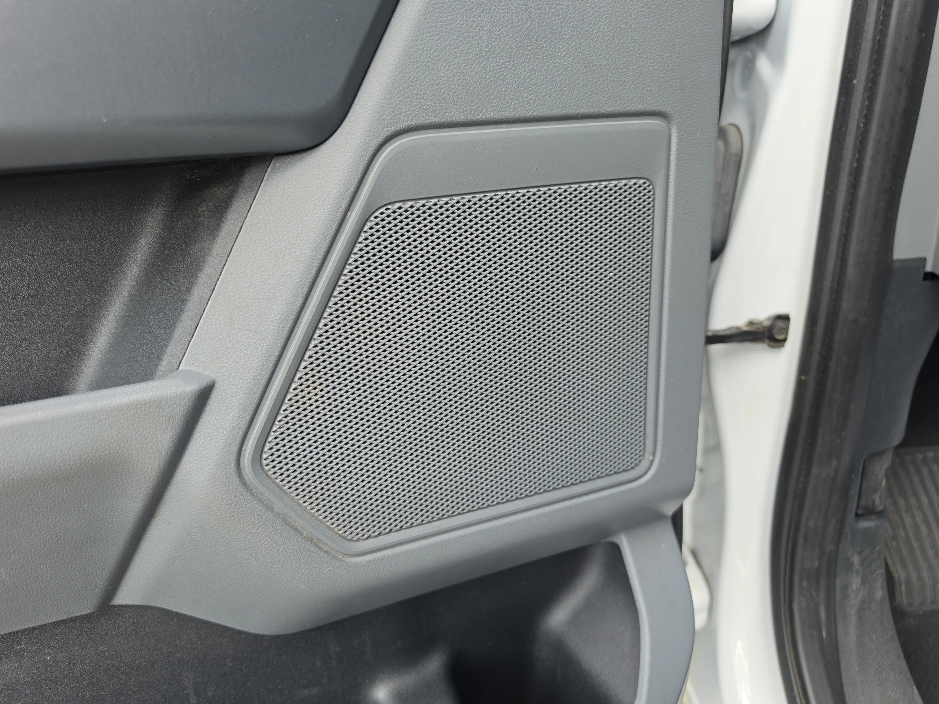 Used 2023 Oxford White Ford XLT image 25