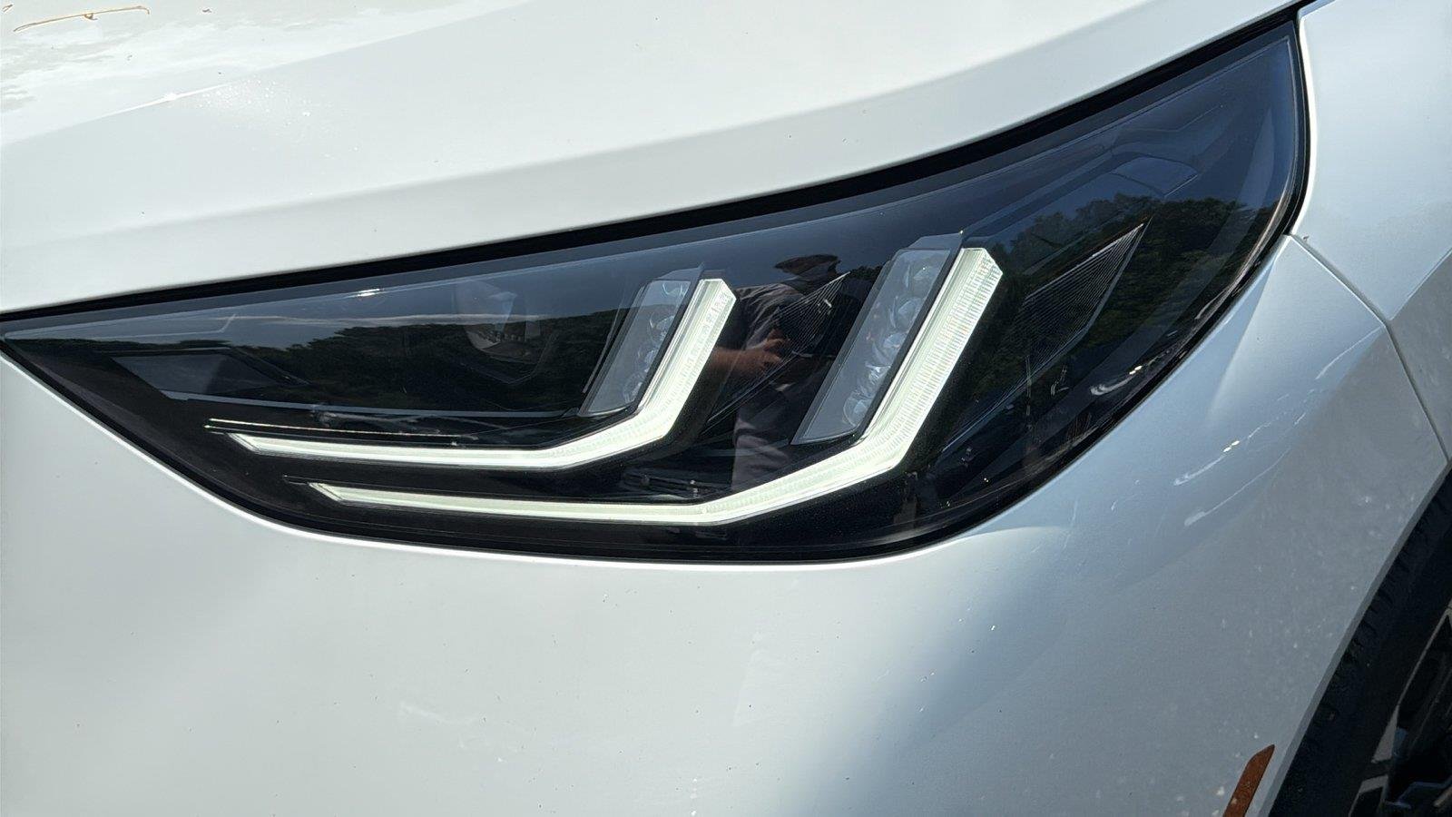 New 2026 Alpine White BMW M50 xDrive image 7