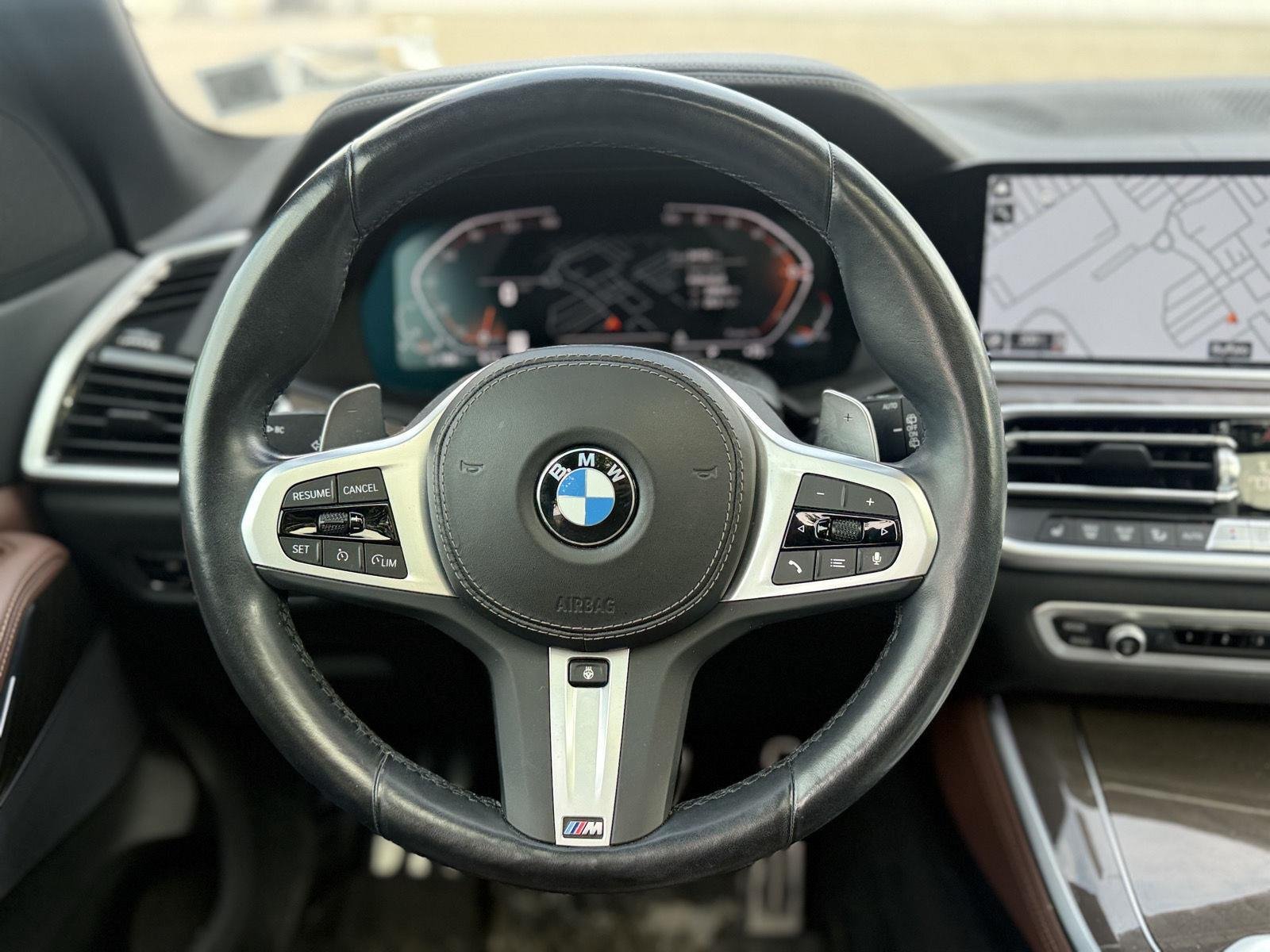 Used 2022 Mineral White Metallic BMW xDrive40i image 11