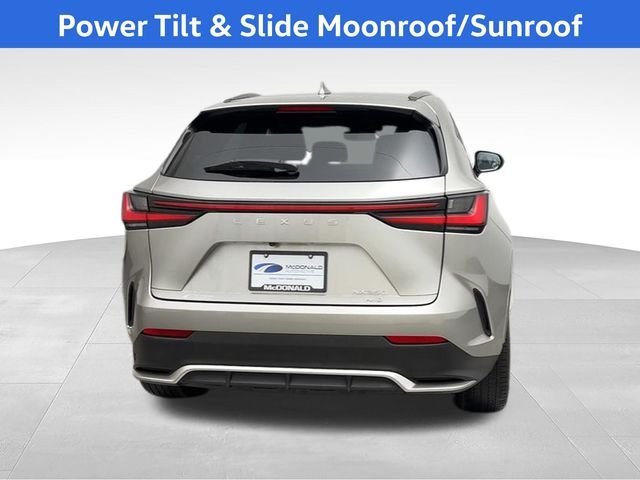 Used 2023 Silver Lexus 350 F SPORT Handling image 3