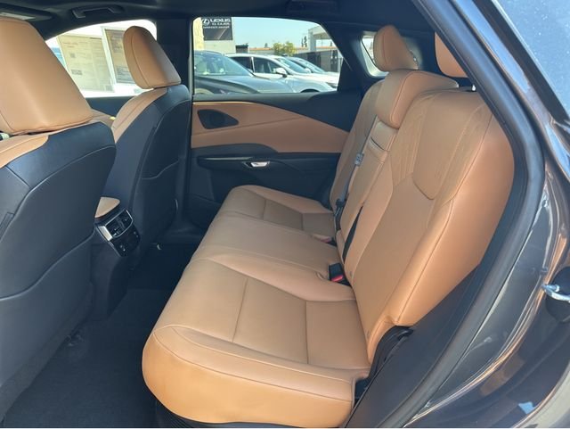 Certified Used 2026 CLOUDBURST GRAY Lexus 350h Premium image 18