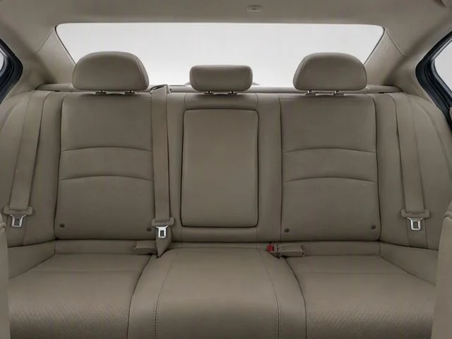 Used 2014 Champagne Frost Pearl Honda EX-L image 19