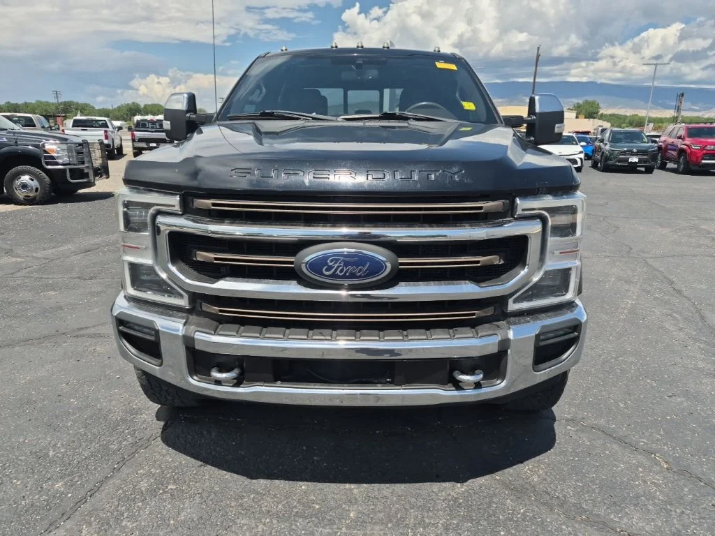 Used 2020 Agate Black Metallic Ford King Ranch image 2