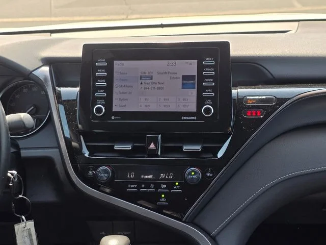 2024 Toyota Camry SE - Photo 16