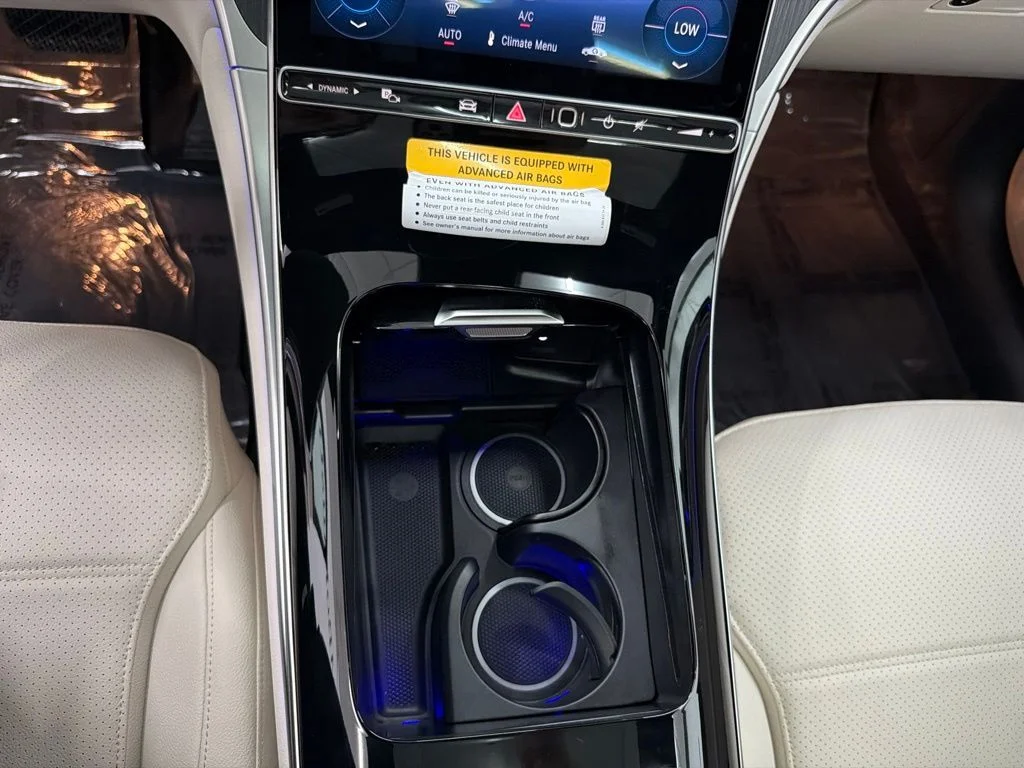 New 2027 Gray Mercedes-Benz GLC 300 image 17