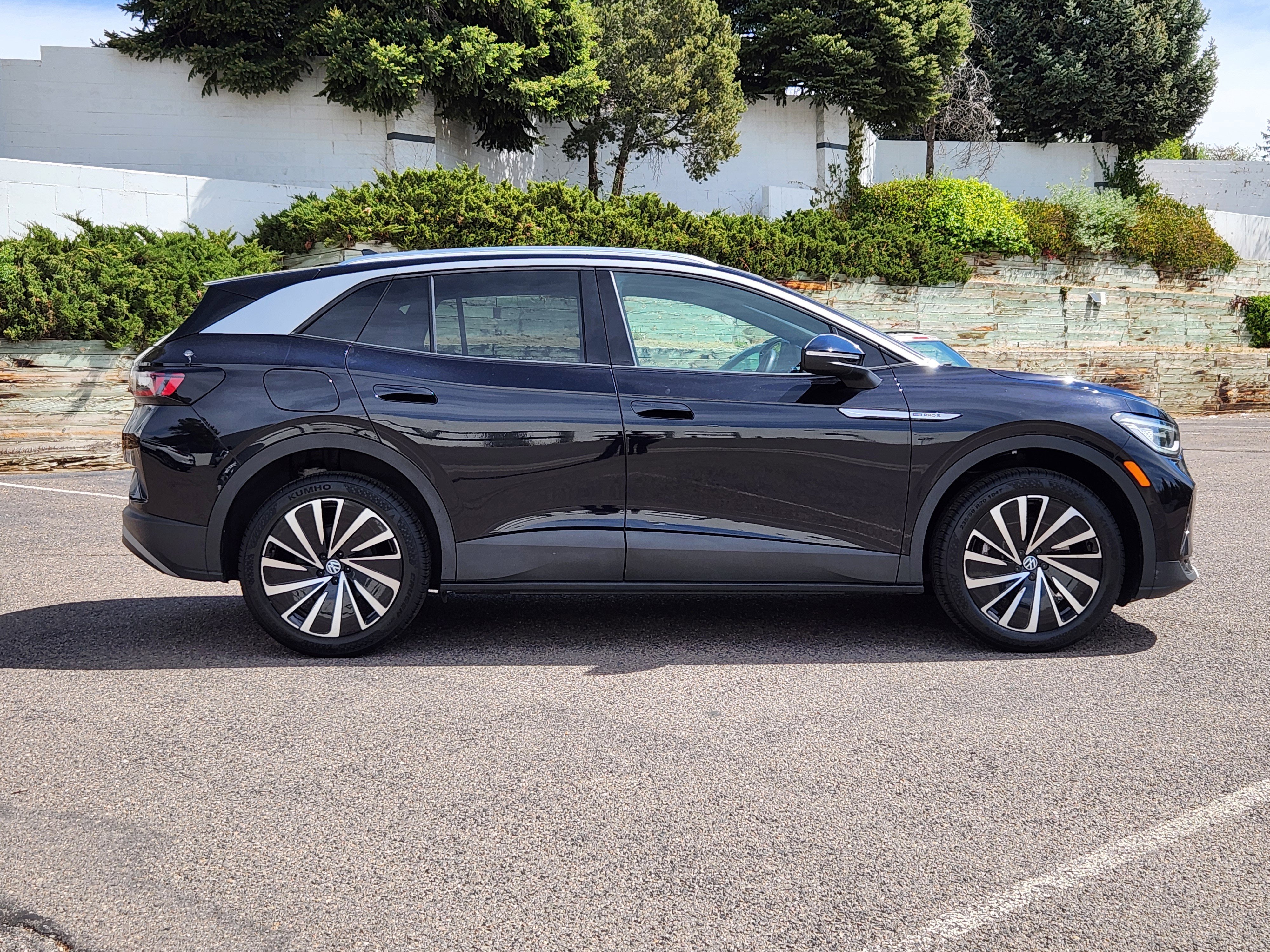 Certified Used 2023 Black Volkswagen Pro S Plus image 4