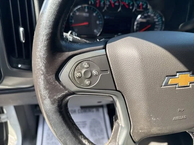 Used 2019 SUMMIT WHITE Chevrolet LT image 24
