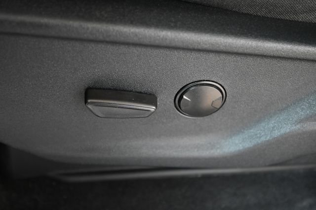 Used 2025 Gray Ford XLT image 23