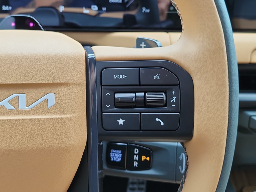 New 2027 Ebony Black Kia X-LINE SX image 30