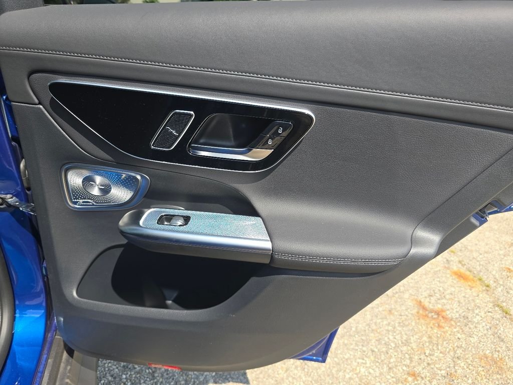 New 2026 Starling Blue Metallic Mercedes-Benz GLC 300 image 24