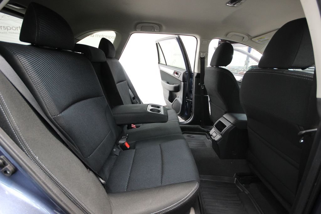 Used 2018 Blue Subaru 2.5i Premium image 25
