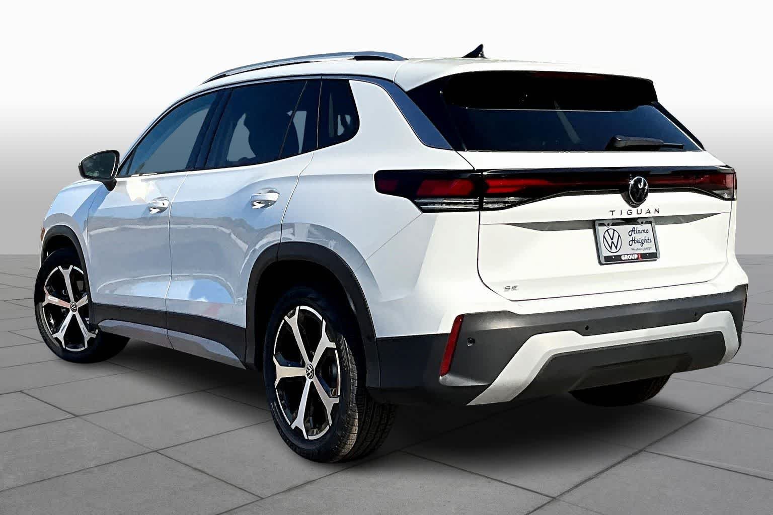New 2026 Pure White Volkswagen 2.0T SE image 12