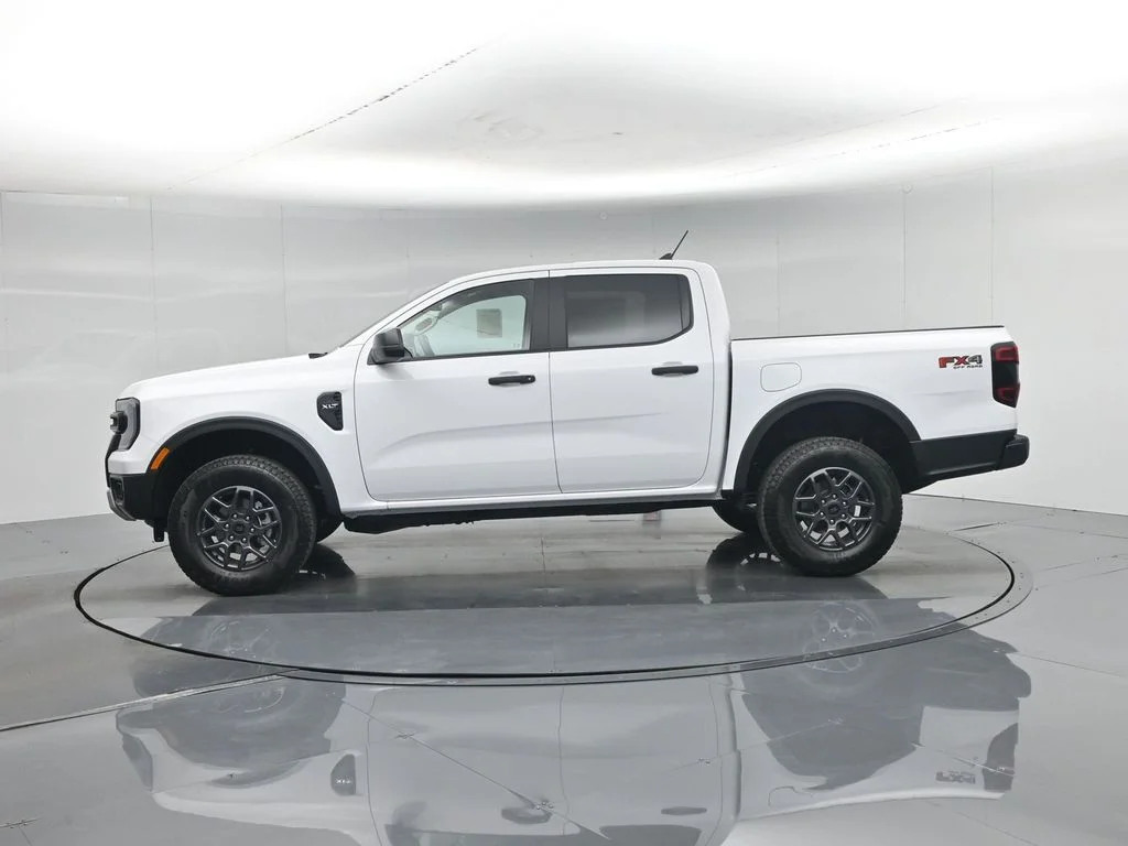 New 2026 Oxford White Ford XLT image 26