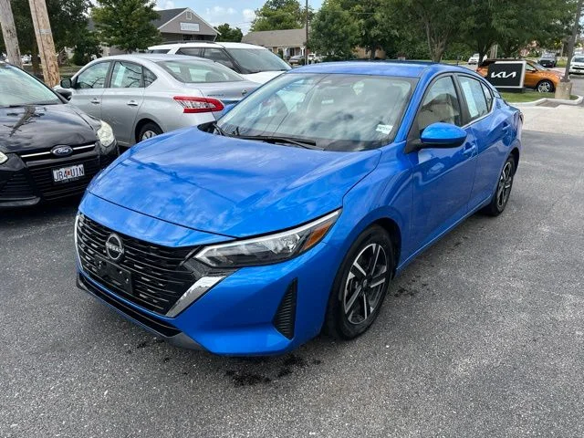 Used 2025 Blue Nissan SV image 3