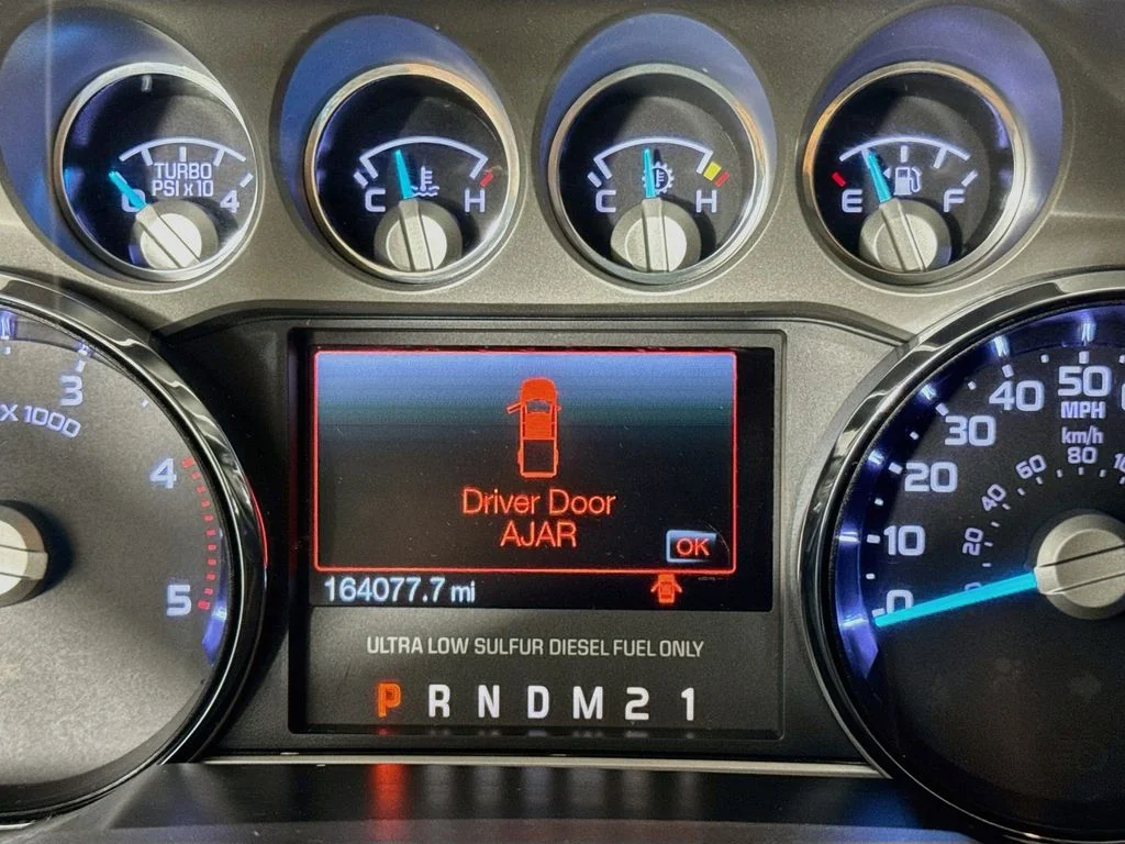 Used 2015 Tuxedo Black Metallic Ford Platinum image 16