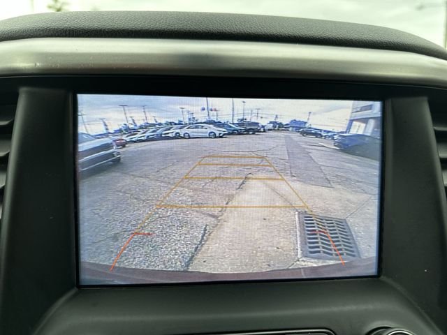 Used 2018 Red GMC SLE-2 image 25