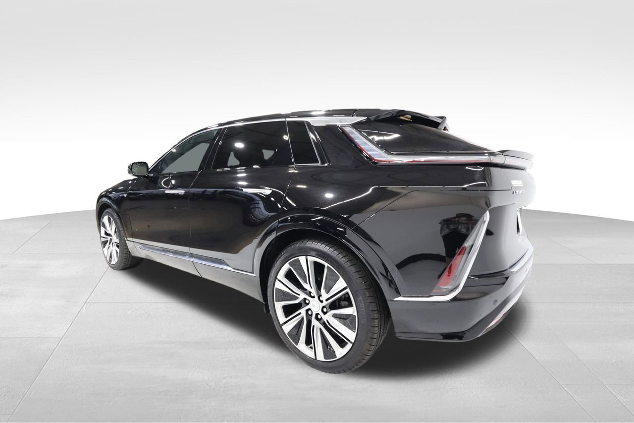 Certified 2024 Cadillac LYRIQ Luxury 3 with VIN 1GYKPSRLXRZ139858 for sale in Springfield, MO