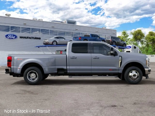 New 2027 Glacier Gray Metallic TriCoat Ford Lariat image 6