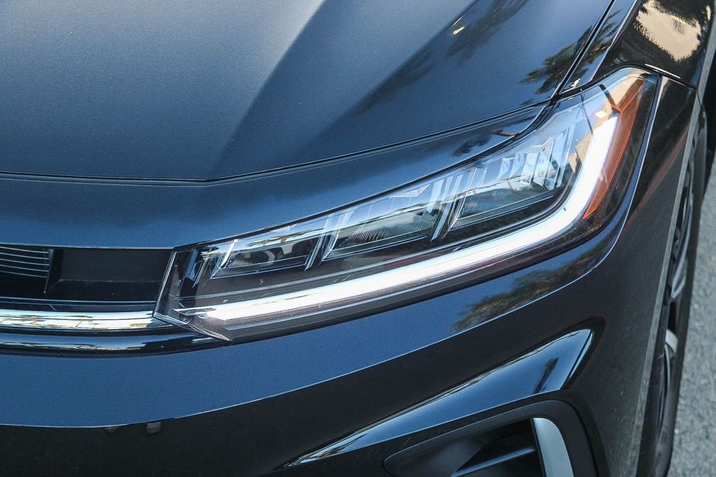 New 2027 Black Volkswagen 1.5T S image 4