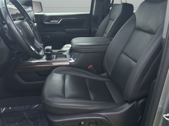 Used 2024 Gray Chevrolet RST image 12