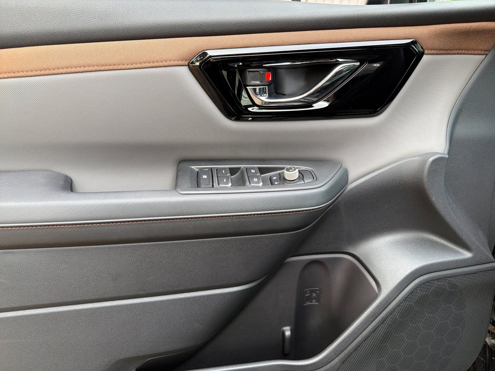 2026 Subaru Forester Sport - Photo 11