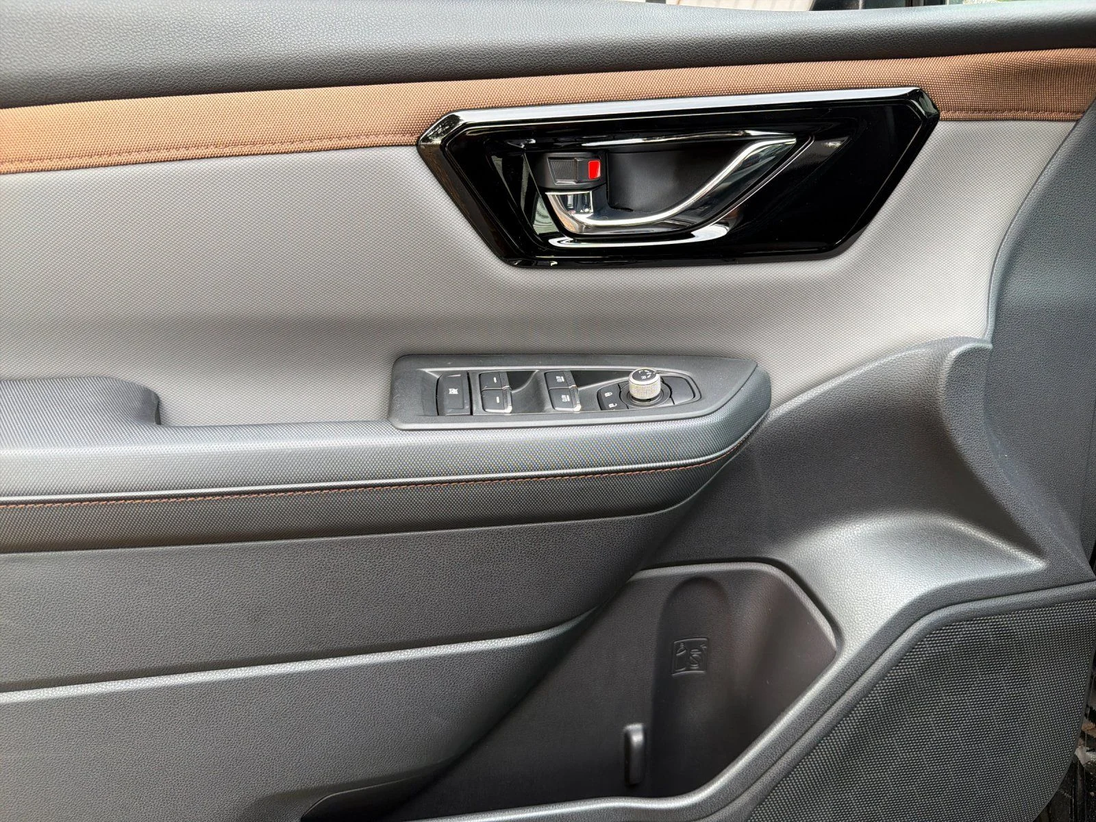 2026 Subaru Forester Sport - Photo 11