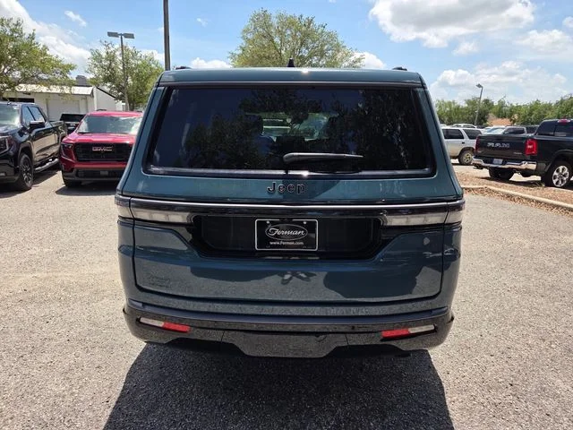 New 2026 Steel Blue Exterior Paint Jeep Limited Reserve image 12