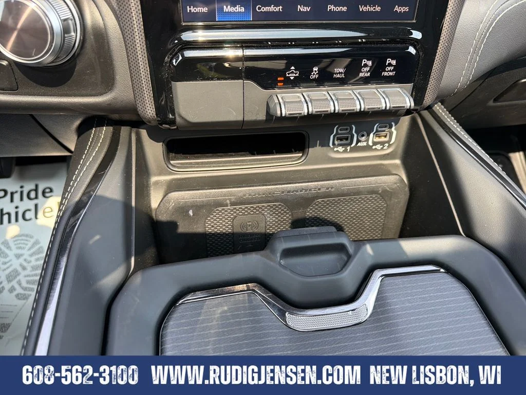 Used 2022 Black Ram Limited image 17
